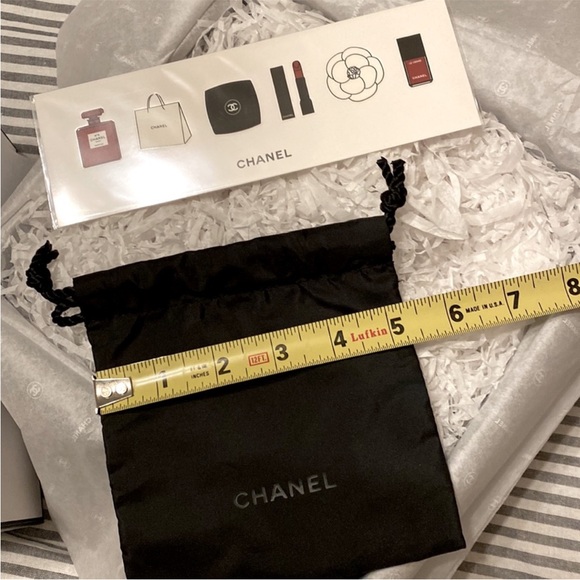 CHANEL BOX + Black purse insert drawstring bag + CAHNEL stickers + Red box sash - Picture 3 of 11